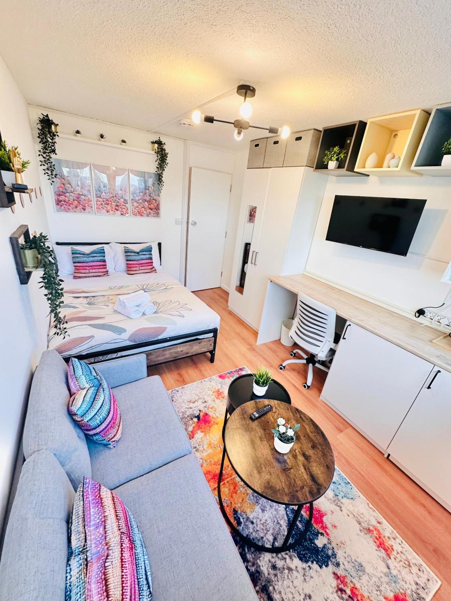 B - Newley Renovated Private Self-Contained Room In A Shared Apartment In Birmingham City Centre Eksteriør billede